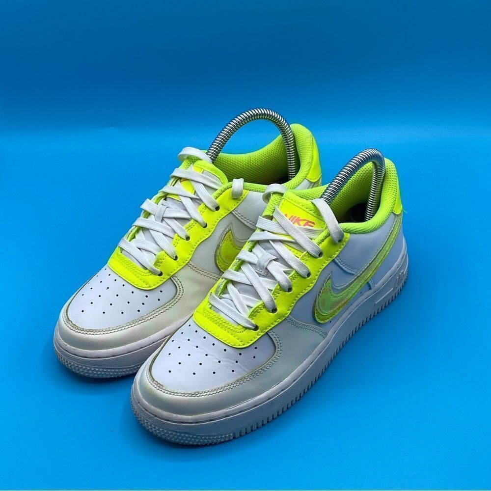 Nike Kids Sneakers - White and Neon Green